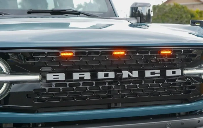 Bronco LED Shop - Plug & Play LED Grille Lights