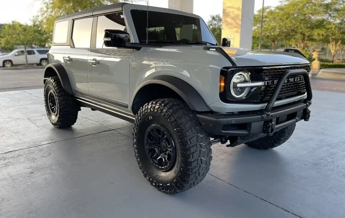2021 First Edition 4 Door: Icon 3” lift on 37” STT Pros and 1.4” spacers!