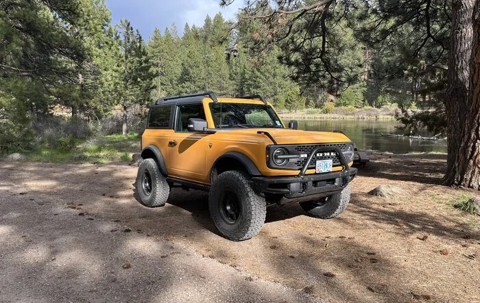 2-Door CO Badlands (non Squatch) - Maxlider Bros 4" lift, 37" BFG KO2, Method 701