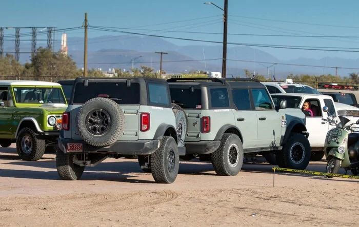 🔥 Best Bronco accessory ever -- Bronco Trailer!