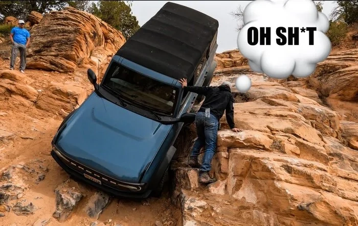 Stock Badlands goes down High Dive obstacle at Moab 😬