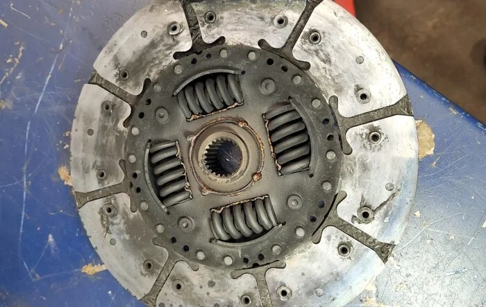 Madman burnt his Bronco's clutch with 10 miles on odometer - right off dealer lot 🤯