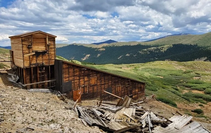 Argentine Pass and Santiago Mine in Colorado