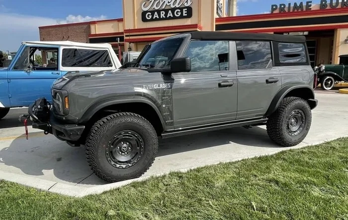 Lead Foot Gray 2023 Bronco Spotted! In Everglades Trim