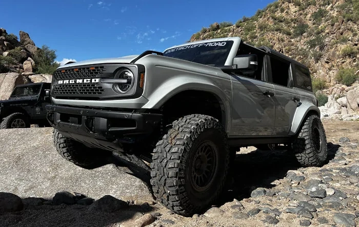 Build of Bad_Bronc_4x4 Sasquatch on 37's w/Baja Pre-Runner Kit and King Shocks w/ADV 5" Fenders