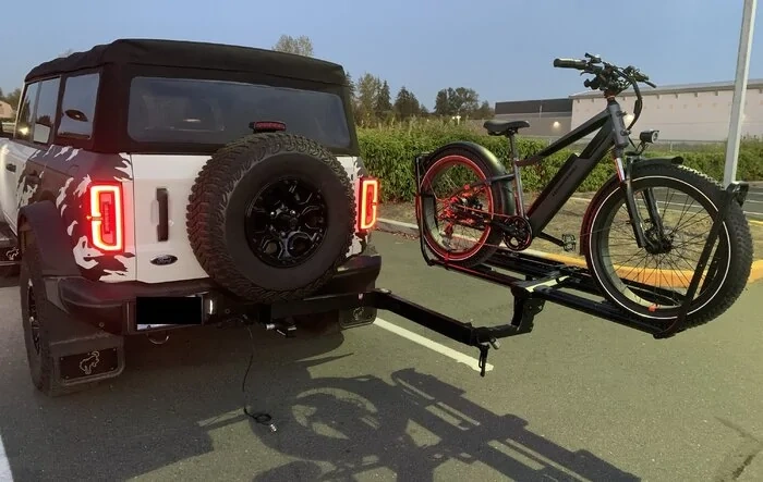Kuat Piston Pro X Bike Rack + Pivot Pro 2.0 Hitch Extension