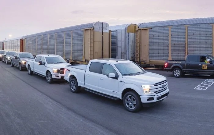 [Update: Tentative Deal Reached 9/15 to Avoid Strike!] Bronco rail train loading suspended as of 9/14 (Impending Rail Strike / Lockout)