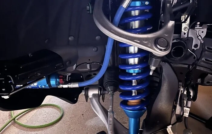 King Shocks DIY install underway UPDATED WITH NEW PICS