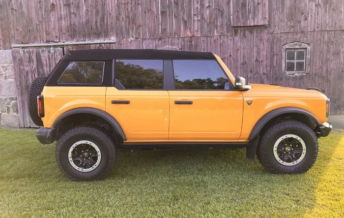 Removing Bestop 4 door Trektop for seasonal storage - complete DIY how-to instructions w/ photos