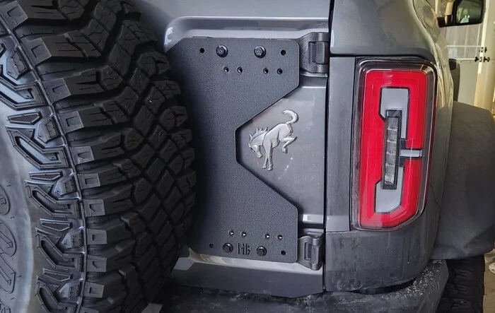 Raptor Tailgate Hinges installed with Hammerbilt Bracket