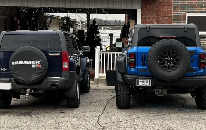 Bronco Raptor vs Hummer H3 size comparison