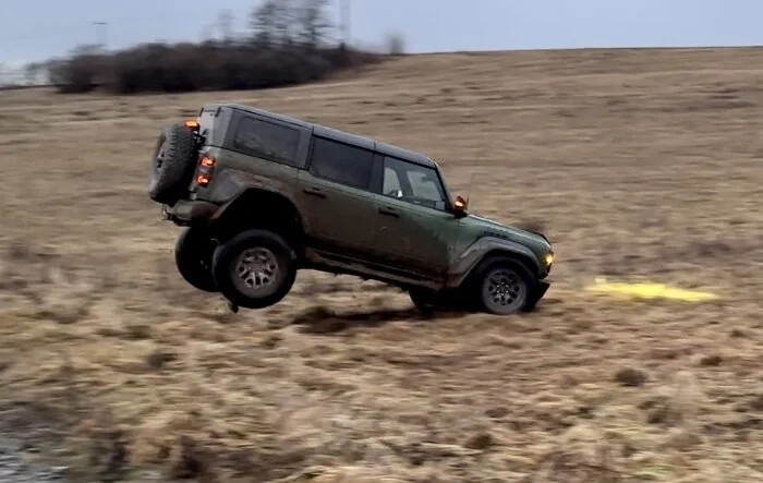 Jumping my Bronco Raptor