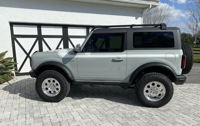 2023 2-Door Cactus Gray Special Decor Build