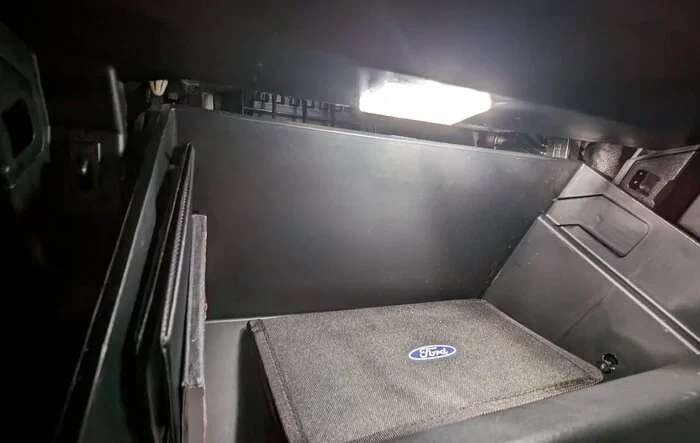 Glove box light installed - DIY & photos