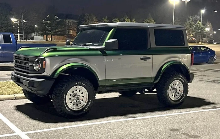 Bronco in Eruption Green + Ionic Silver 2-tone (Bronco II style)