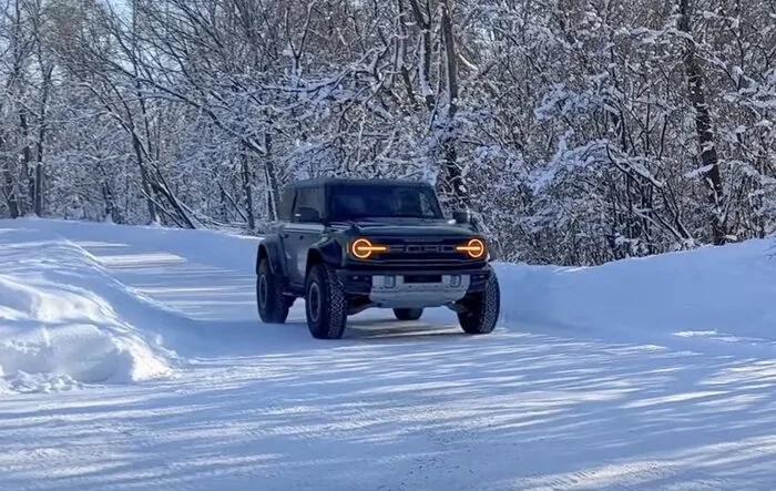 Victory & Reseda review the 2023 Bronco Raptor: Ready to Rumble?