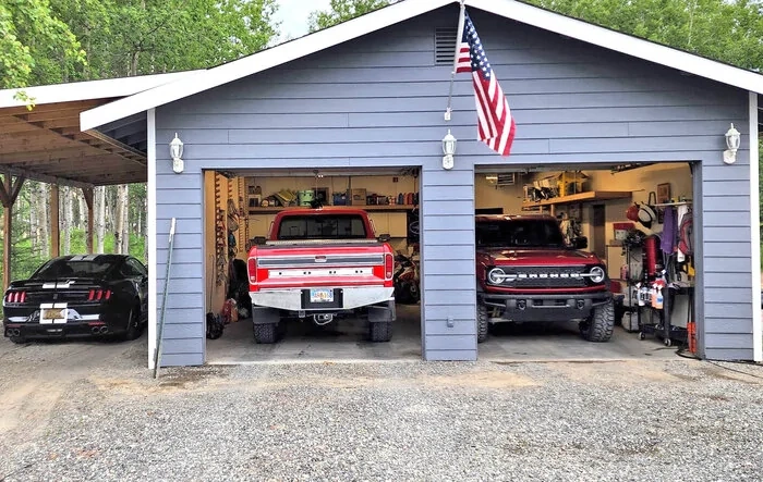 Post your Bronco's garage mates!