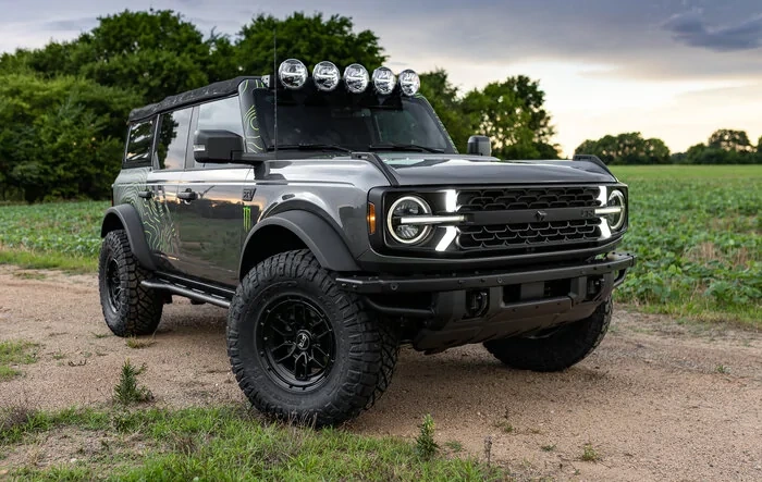 Monster Energy Bronco // Built by RTR