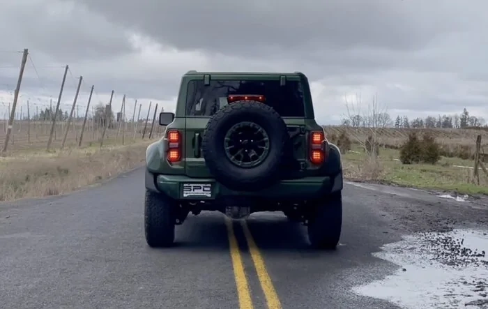 Bronco Raptor catted downpipes by SPD. Impressed w/ sound.