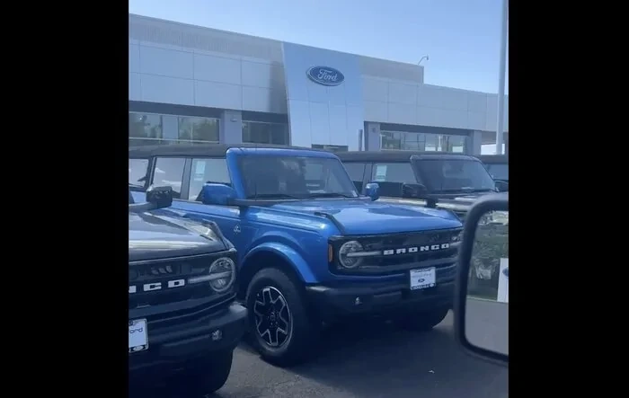 Need a Bronco? Plenty in this Hawaii dealer lot