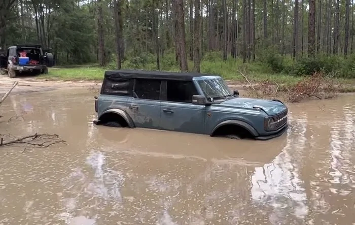 Muddy water fording alternator issue fix: TSB 22-2392 -- Mud Accumulation in Generator