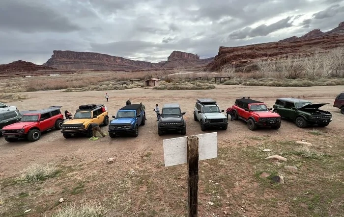 Broadicustomworks (and B6G friends) venture to Moab