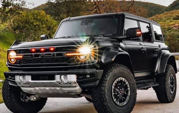 Black Bronco Raptor gets stealthed out with STEK DYNOMatte PPF (including flares) and STEK NEX ceramic tint (35%)