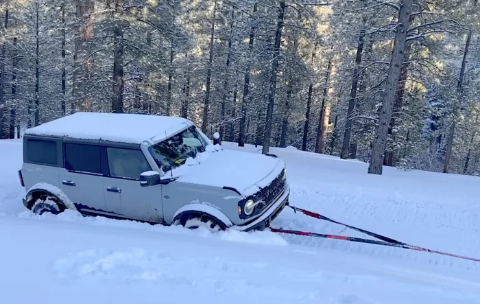 Rescue: 2022 Ford Bronco Wildtrak 600 Miles Stuck In 3 Feet Of Snow