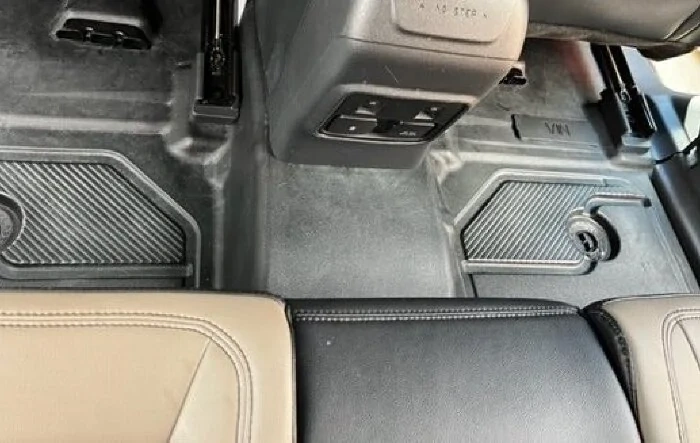 Wildtrak with Vinyl Floor and Drain Plugs installed! Finally!