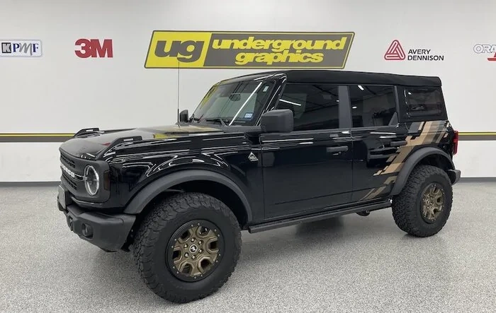 Black Diamond w/ brown Braptor Graphics