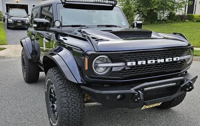 AFC (Advanced Fiberglass Concepts) Fenders Installed, Room for 40s!!!