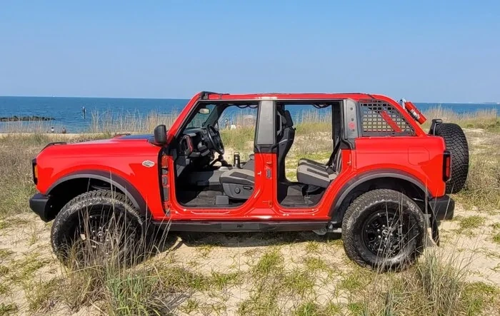 Fully Naked thread! -- All Doors and Tops Off Pics