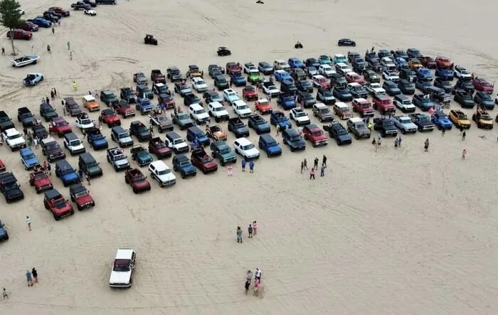 Silver Lake Sand Dunes Bronco Takeover 2023