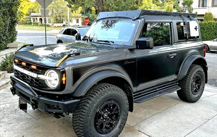 Two Tone Bronco Black Diamond Build & Modifications