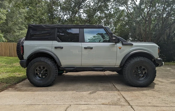 PandaPaul's Build Thread: Snorkel, 37's, Fox Coilovers, Icon UCA, Core4x4 Arms/Trac Bar, DV8 Bumper, Smittybilt Winch