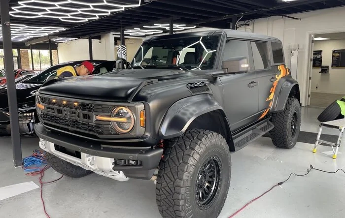 Shadow black Bronco Raptor