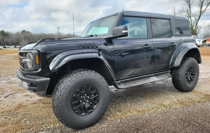 Picked up my 2024 Bronco Raptor today