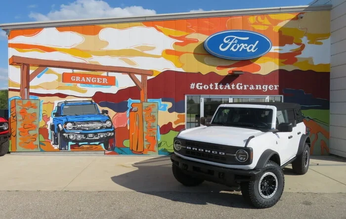 GRANGER FORD GIVEN 40 2024 BRONCO ALLOCATIONS!!!!  4% BELOW DEALER INVOICE DEAL!