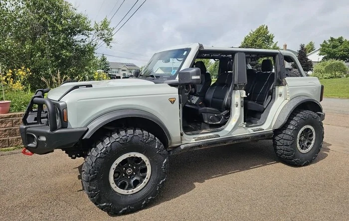 Installed 37's -- 37x13.5 Nitto Mud Grappler Tires
